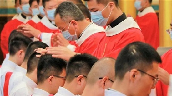  الصين: ستة كهنة جدد في أربع أبرشيّات