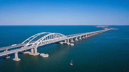 في مثل هذا اليوم... إفتتاح جسر القرم الرابط بين شبه جزيرة القرم والبر الروسي