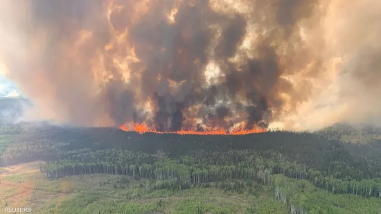 الحرائق تجتاح غابات كندا.. كيف وصلت لدول لم تعتدها؟