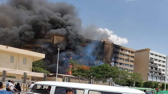  السيطرة على حريق مبنى جهاز 15 مايو.. وإصابة 23 شخصا