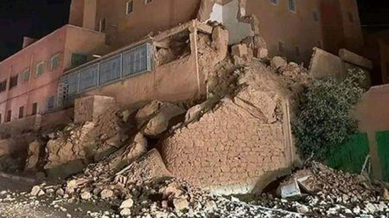 زلزال مدمر يضرب المغرب ومقتل 296 شخص وعالقون تحت الانقاض