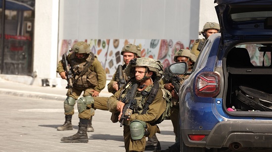 الجيش الإسرائيلي : نفذنا ضربة جوية  على منزل إسماعيل هنية رئيس حماس 