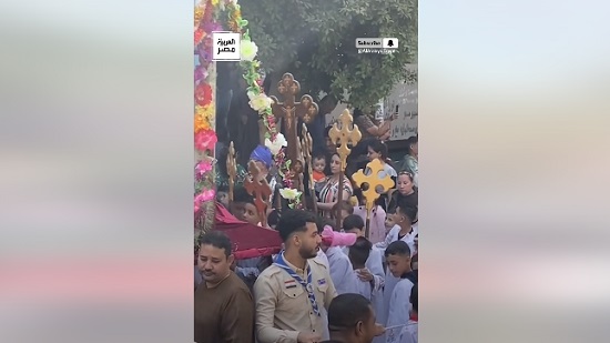 فيديو وصور  .. مشاركة واسعة من اقباط ومسلمين في احتفالات عيد القديس مارجرجس بالمنيا 