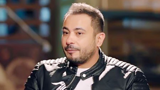 القبض علي الفنان محمد نجاتي لاتهامه في قضايا شيكات دون رصيد