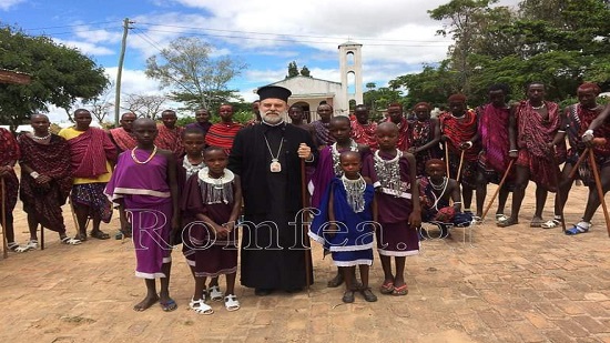 مطران تنزانيا يلتقي أخوية الإرسالية الأرثوذكسية الخارجية