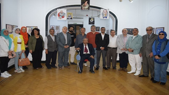 معهد ثربانتس بالقاهرة يفتتح معرض رسم الادب