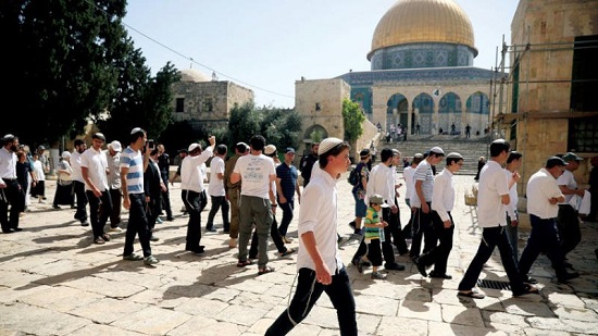  مستوطنون إسرائيليون يقتحمون المسجد الأقصى في ثالث أيام عيد الفصح